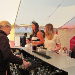 leisureking-mobilebars-marqueewedding