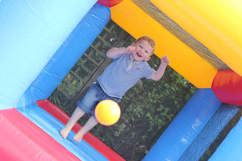 toddler-inftalable-bouncy-castle-hire
