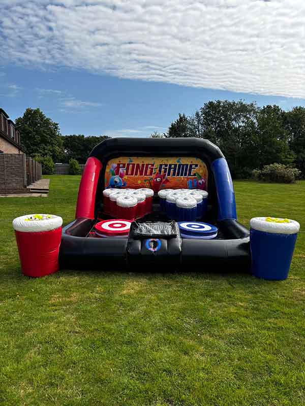 inflatable-beer-pong-game-hire-Leisure-King