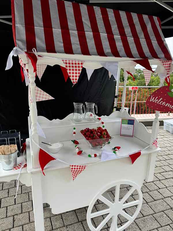 strawberries-and-cream-cart-hire-mobile-catering